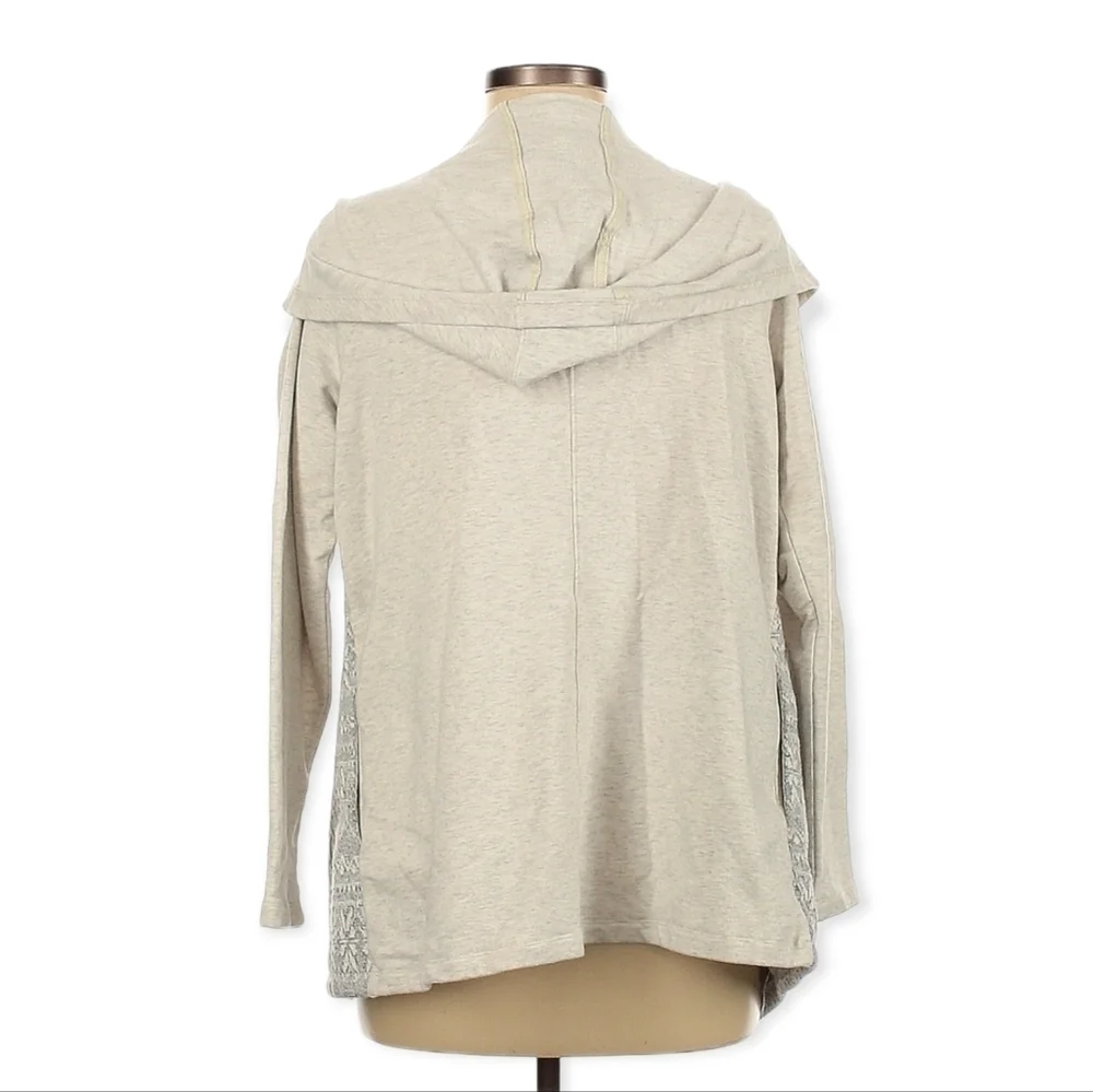 L.L. Bean pockets front